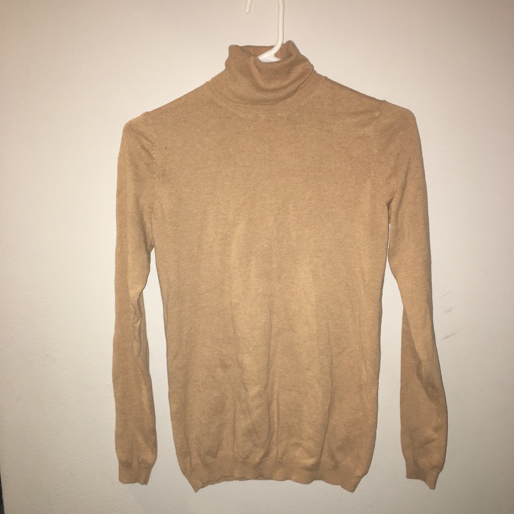 Gap Camel Turtleneck Sweater
